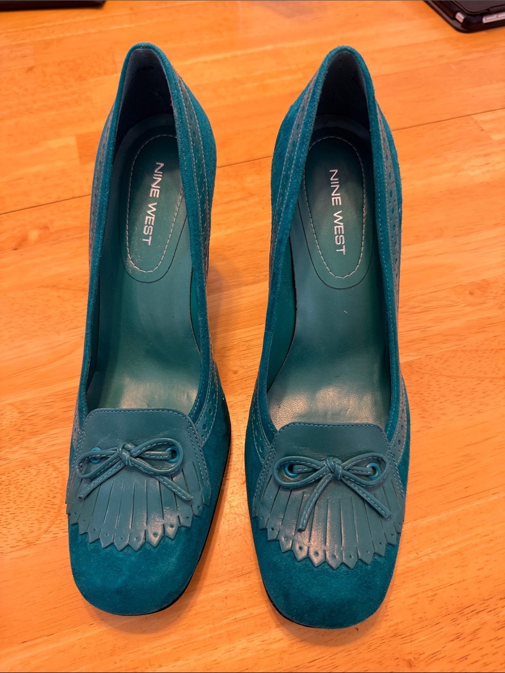 Nine West Teal Suede Kiltie Bow Pumps NWOT Sz 7.5